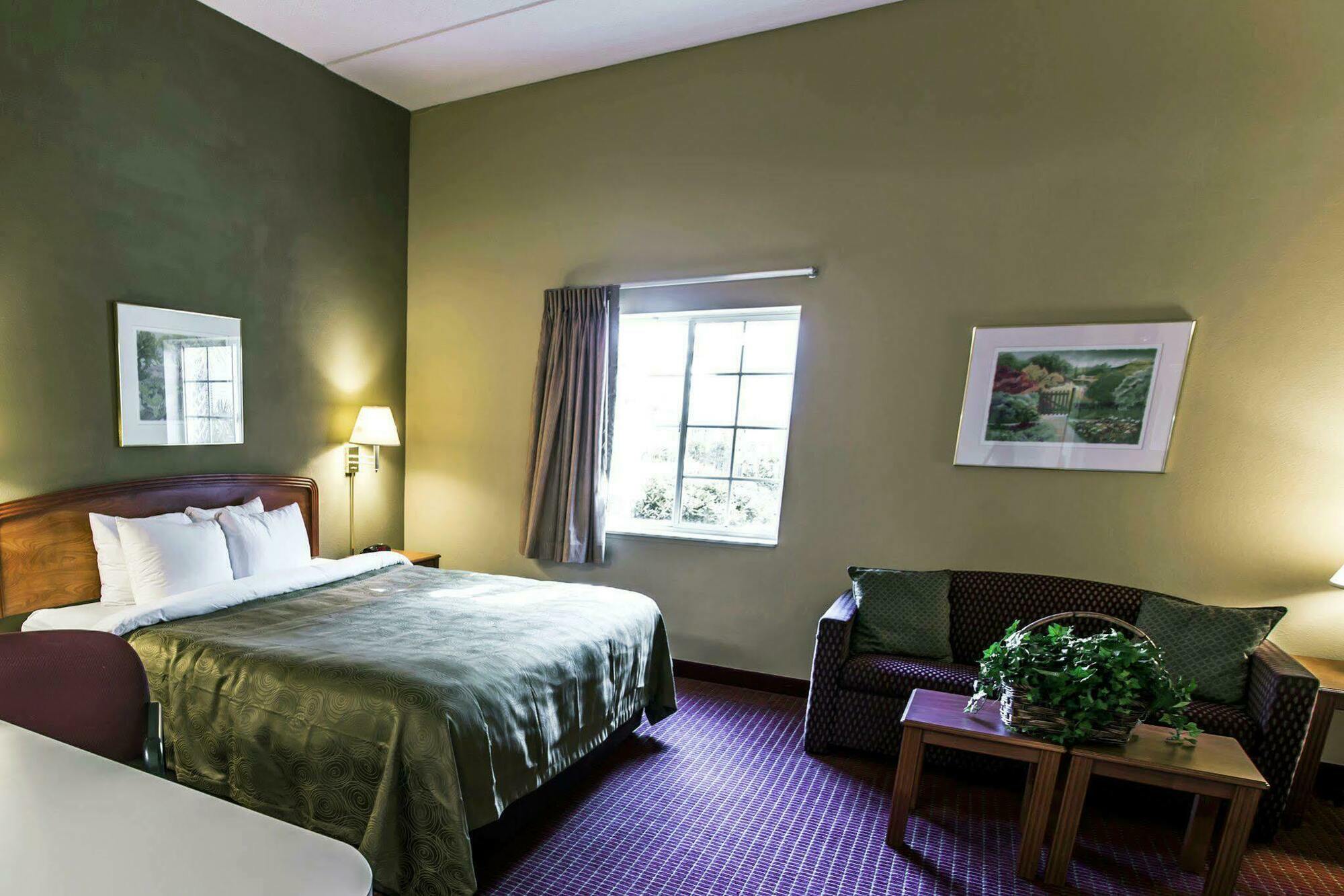 Mainstay Suites Wilmington - University Area Exteriör bild
